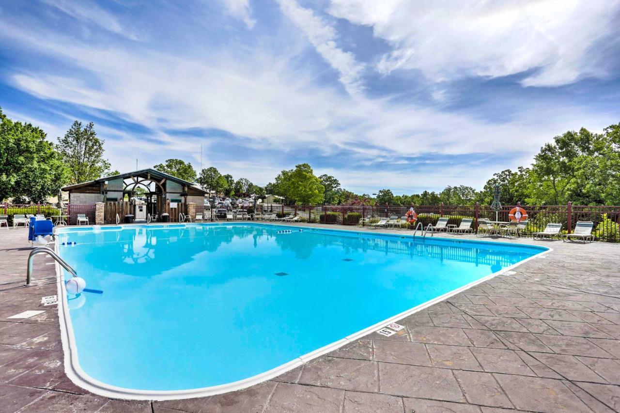 Branson Resort Condo With Scenic Patio And Pool Access ภายนอก รูปภาพ