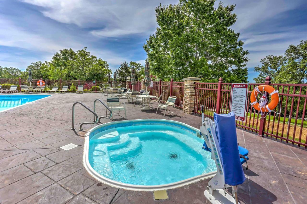 Branson Resort Condo With Scenic Patio And Pool Access ภายนอก รูปภาพ