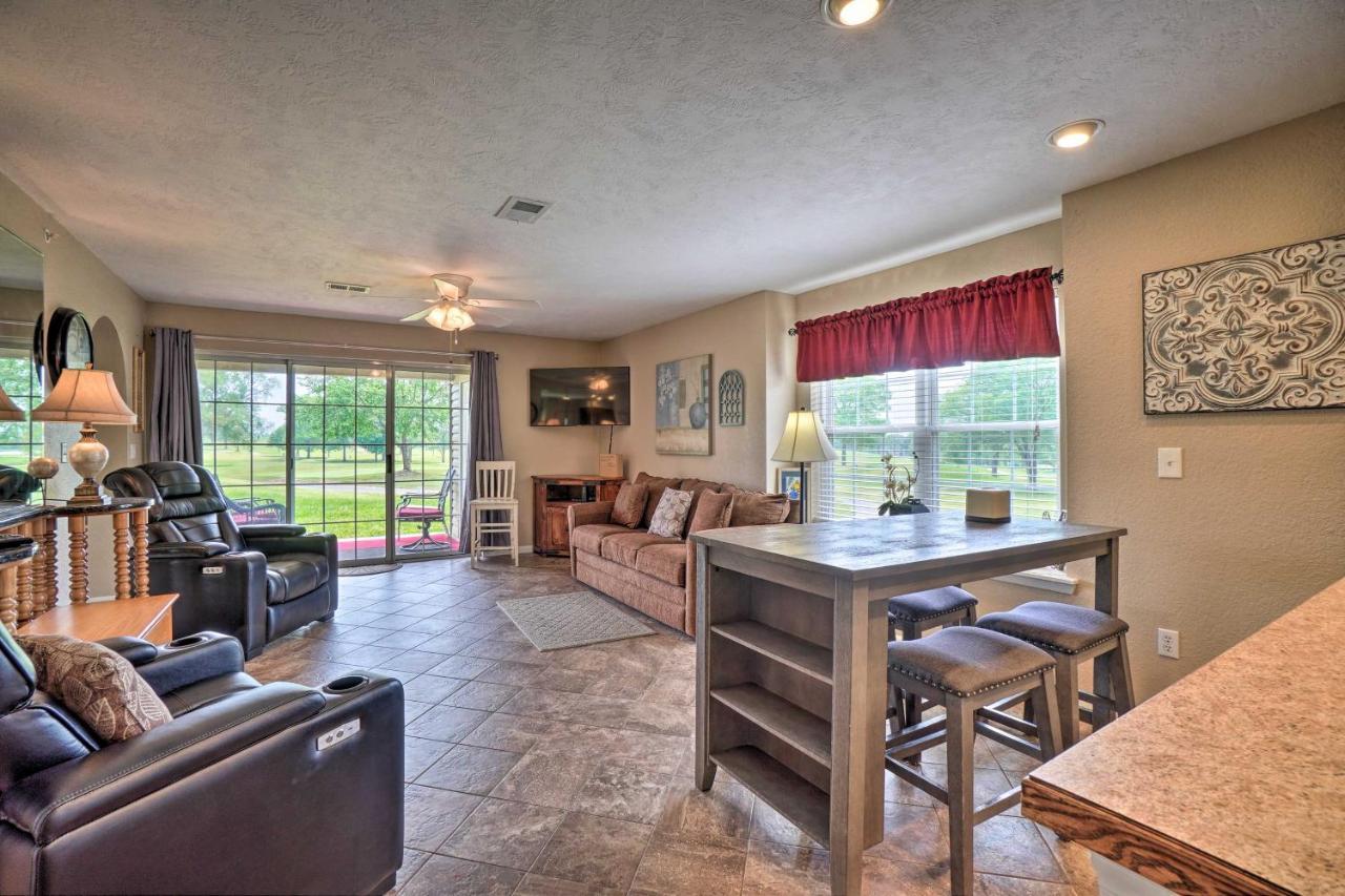 Branson Resort Condo With Scenic Patio And Pool Access ภายนอก รูปภาพ